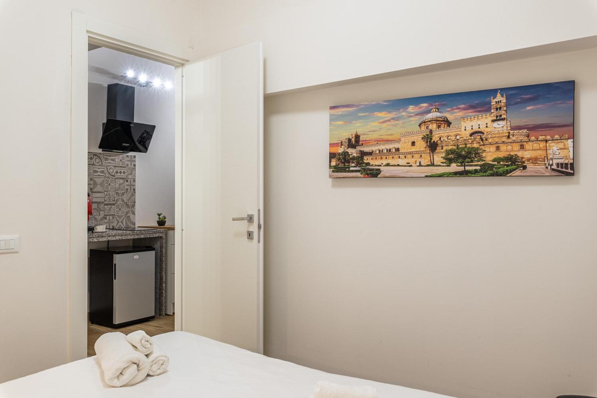 Quattro Canti Rooms Palermo Exterior foto